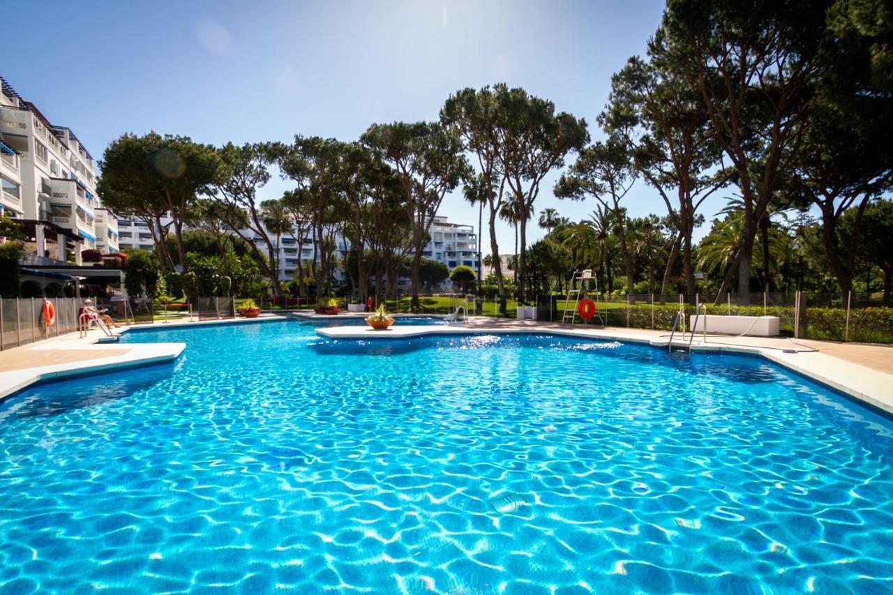 Marbella Banus Suites - Bird Of Paradise Playas Del Duque Banus Suite Apartment Esterno foto